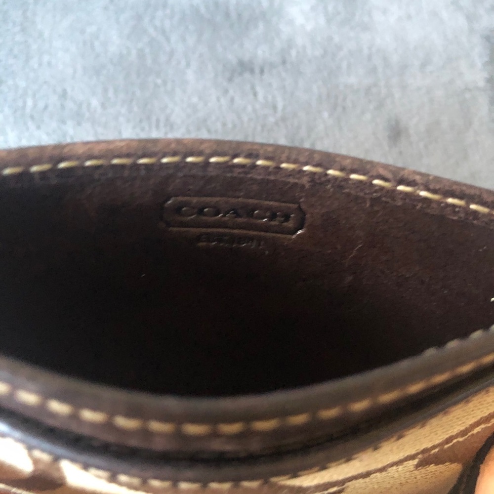 Card holder - Picture 2 of 3